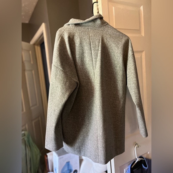 Kittenish boyfriend coat - Picture 2 of 5